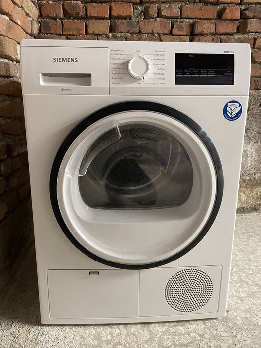 Сушилня Siemens iQ300 8 kg 6 месеца пълна гаранция WT45HVA01