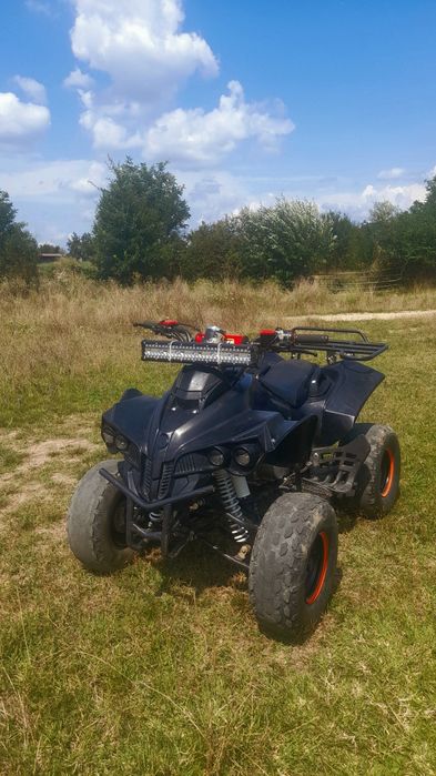Vând ATV 125cc 3+1