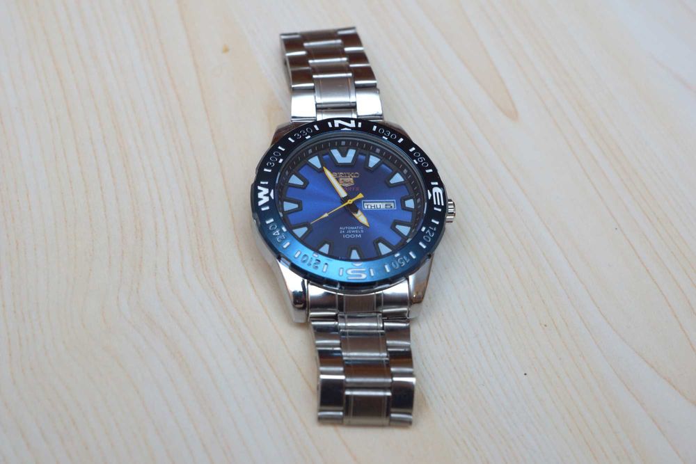 часовник SEIKO Sport-нов