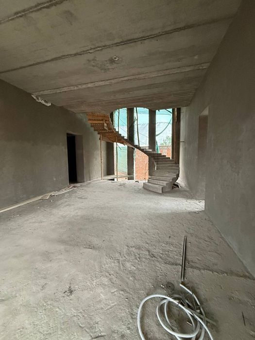 Амир темур махалля,  Продаётся  Евродом  каробка  12-соток