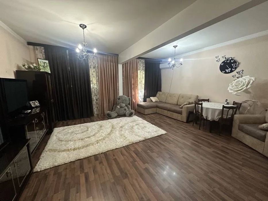 Продаётся квартира
: Мирзо-Улугбекский район,
Массив: Карасу-1