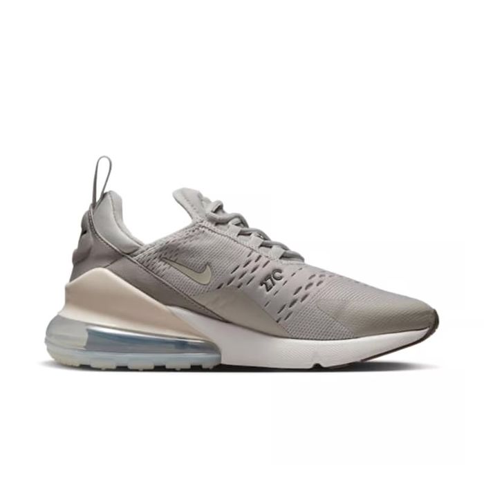 Дамски Маратонки Nike air max 270