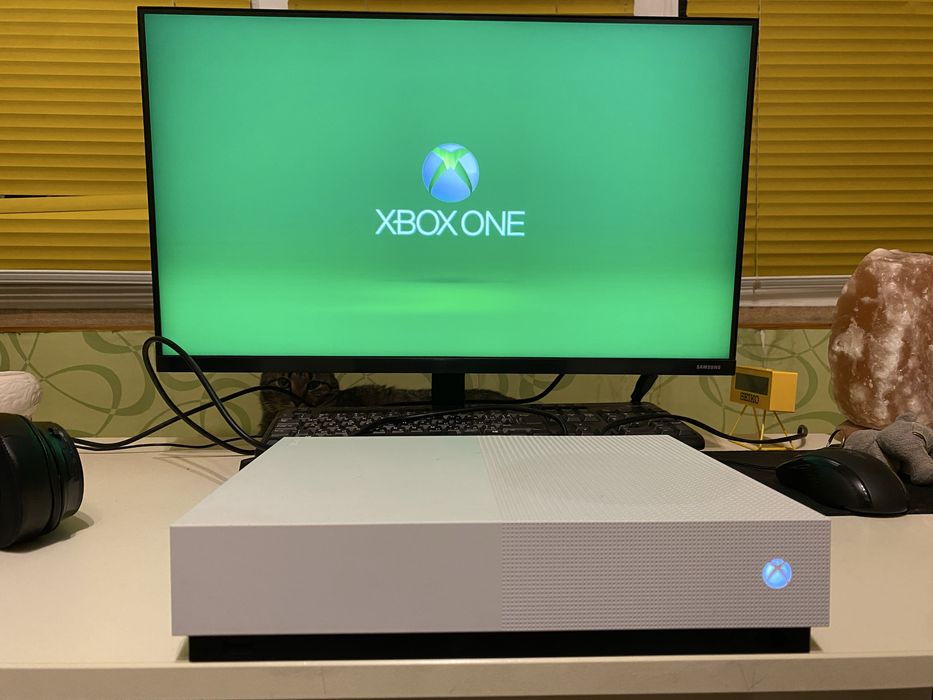 Xbox One S All Digital