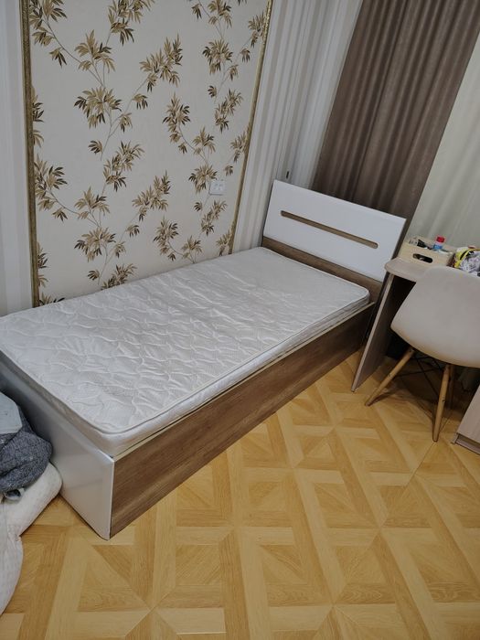 Продам кровать односпальная