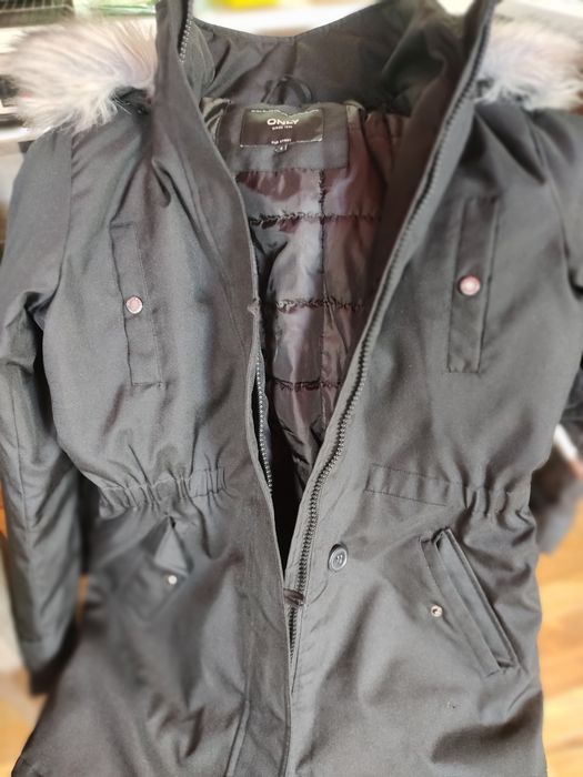 Дамско яке ONLY Classic Parka