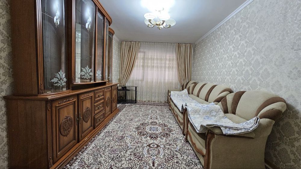 Сдаётся 3-комн. квартира на М.Горького (Буюк ипак йули) ориент. Саёхат