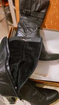 Обувь кожанная женские сапоги