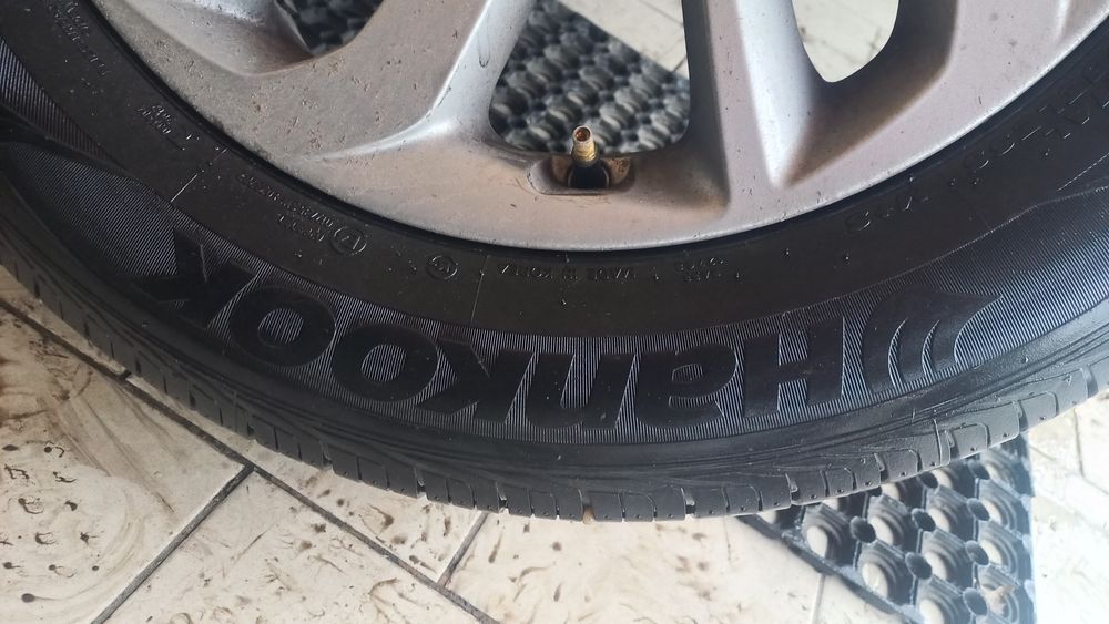 Cauciucuri 225/60r17