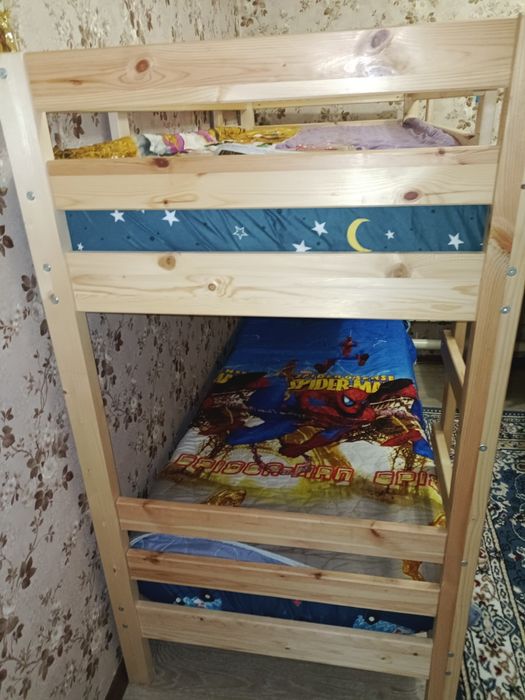 Продам кровать двухъярусная для детей