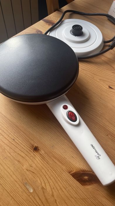 Уред за приготвяне на палачинки Delimano Joy