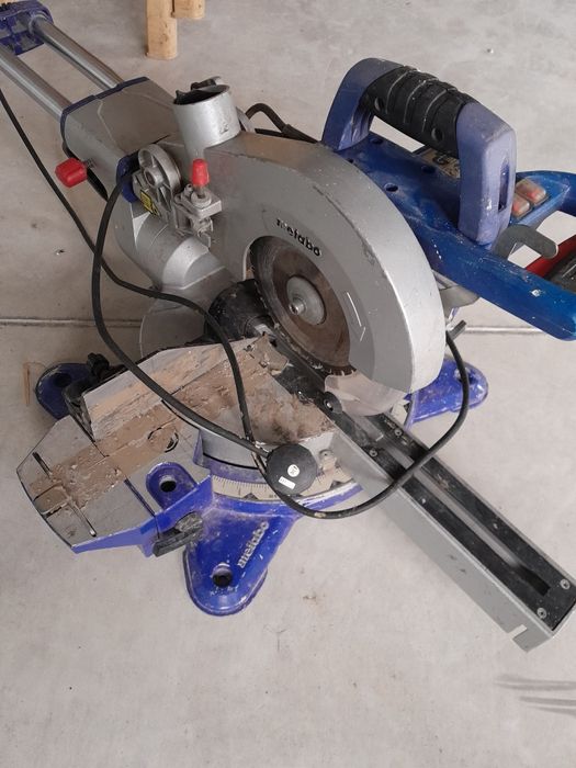 Пендула[потапящ цинколяр]Metabo