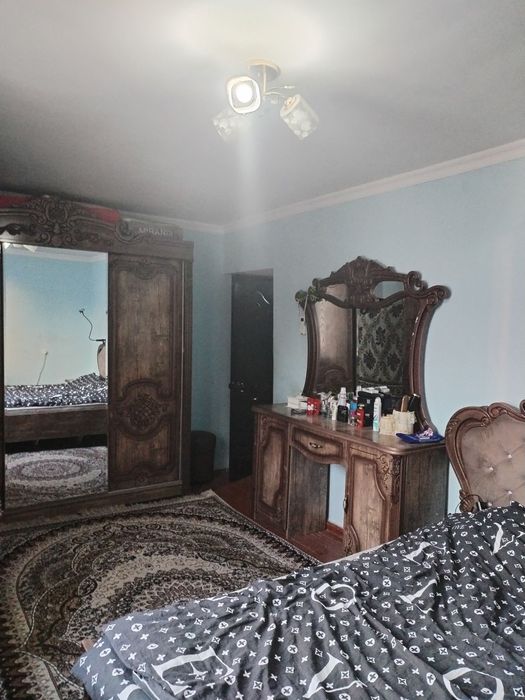 3 хонали гиштли уй сотилади