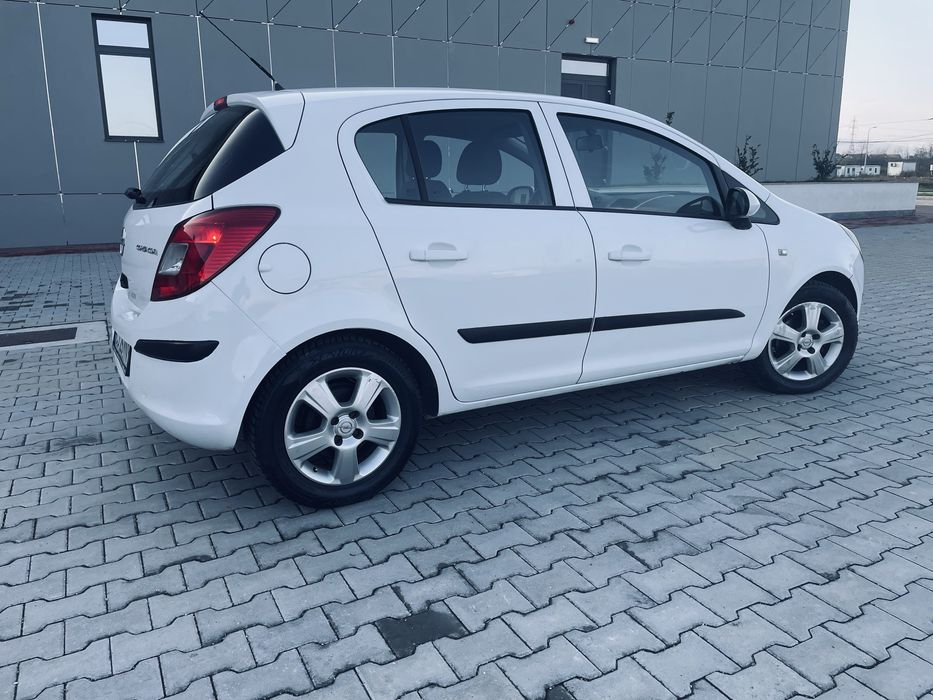 De vanzare opel corsa d motor 1.3 an 2008