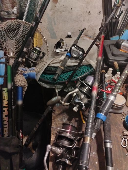 Vând scule PESCUIT Somn crap Artilerie Grea FOARTE multe plus accesori