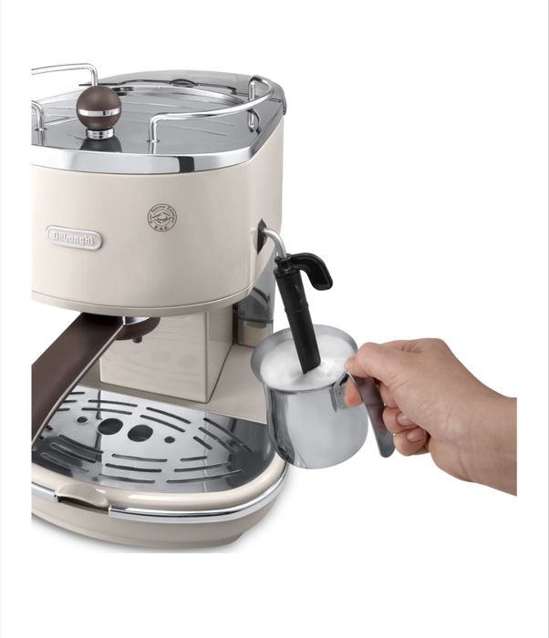 Еспресо машина Delonghi