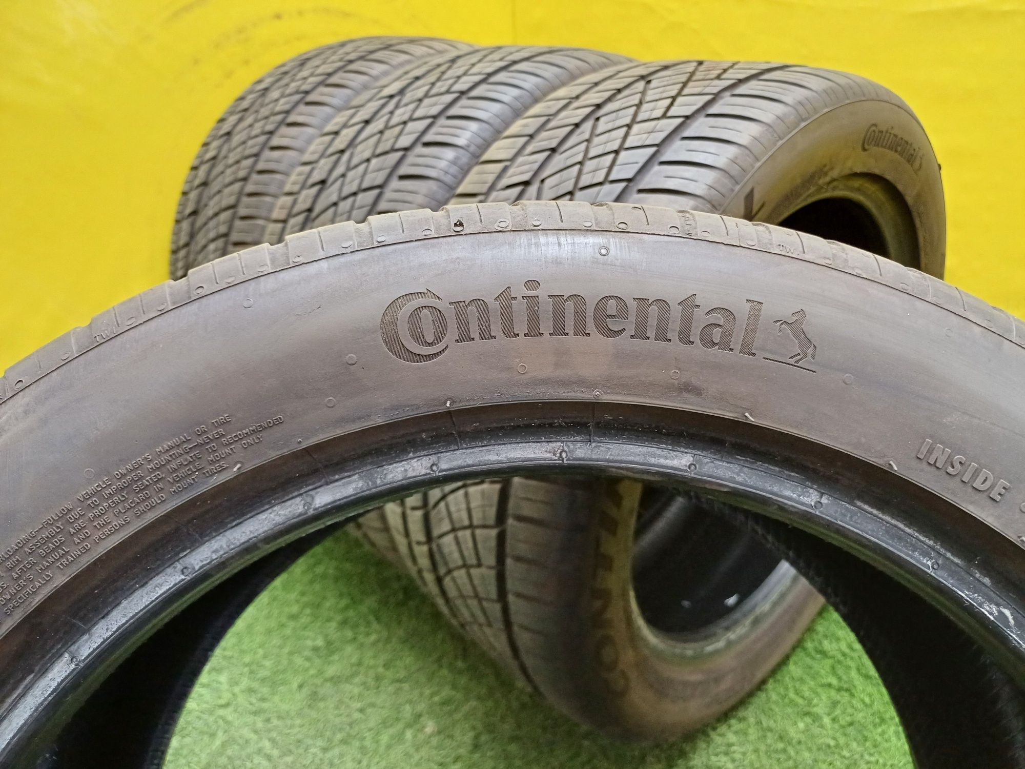 Шины 245/45 ZR17 Continental комплект.