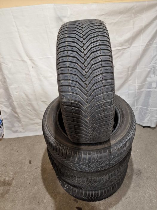 4бр. всесезонни гуми MICHELIN CROSSCLIMATE 215/55/R17