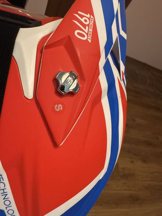 Каска ONEAL размер S