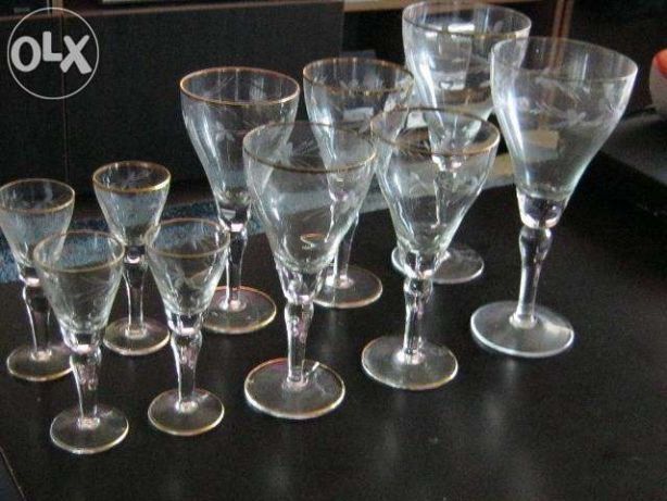 vand seturi pahare cristal produse de inalta calitate,pret set 100 lei