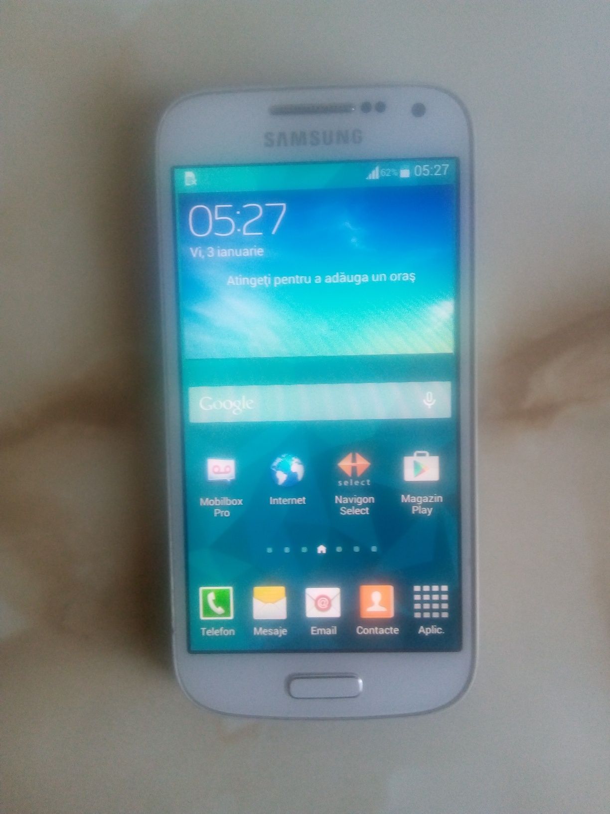 Vând Samsung Galaxy S4 Mini alb NEcodat și fără probleme //poze reale
