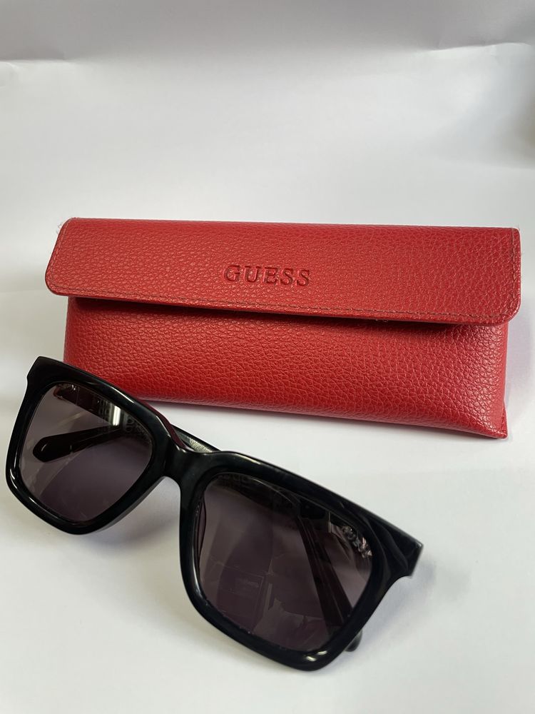 Слънчеви очила Guess