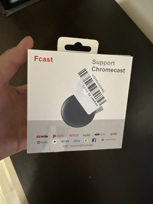 Dispozitiv de streaming live cromecast