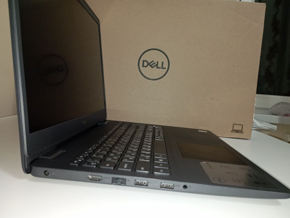 Noutbuk sotiladi Dell inspiron 15 3000 korobka dokumentlari bilan