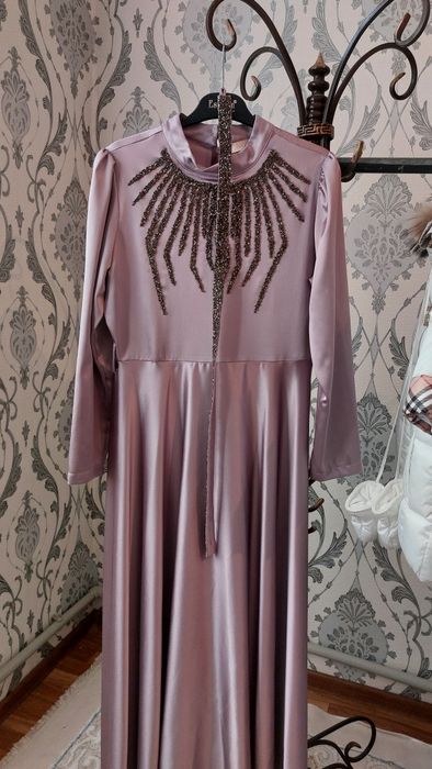 Платье вечерное сиреневое