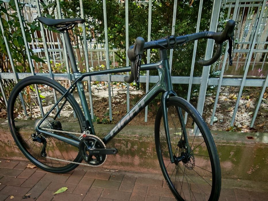 Bicicleta cursiera carbon Giant TCR ADVANCED 105 Di2 12V size M Noua!