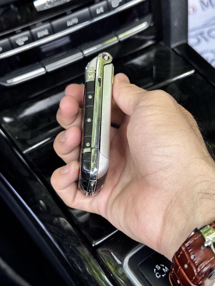 Vertu Constellation Ayxta