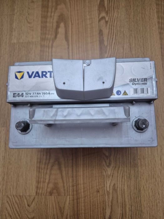 Акумулатор  VARTA  77ah  780a