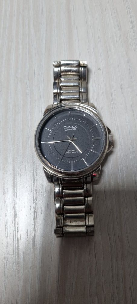 Продам наручные часы Omax
