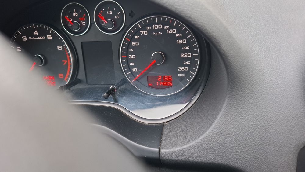 Vând Audi A3 ,din2012 benzina