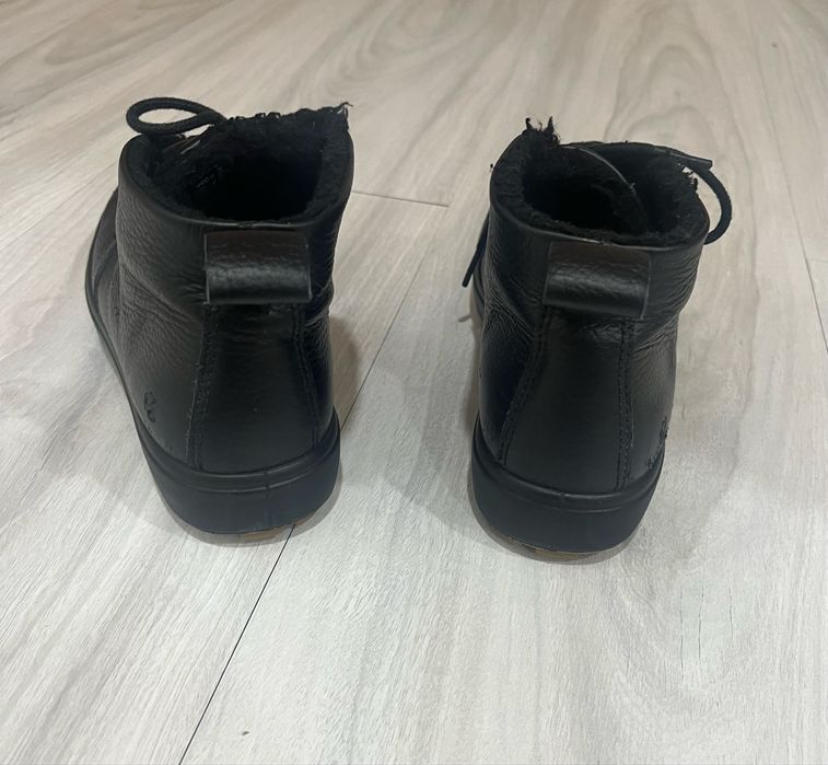 Ecco ботинки  оригинал  киш ва кузга