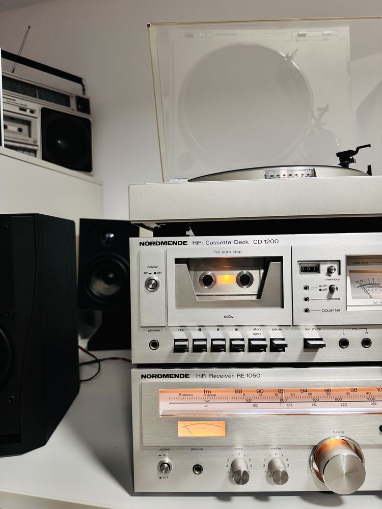 Linie audio NORDMENDE HiFi-anii 1978-deck,receiver cu radio,pick up