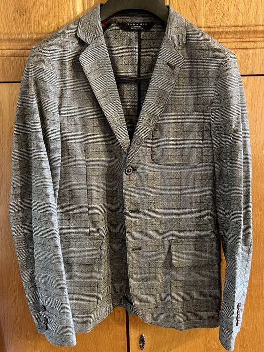 Zara sacou barbati carouri gri