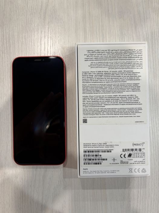 Продаю iPhone 12 в хорошем состоянии