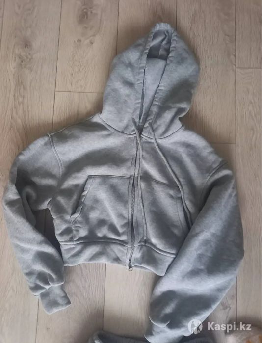 Новый женский костюм