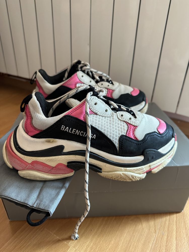 Оригинални обувки Balenciaga Triple S