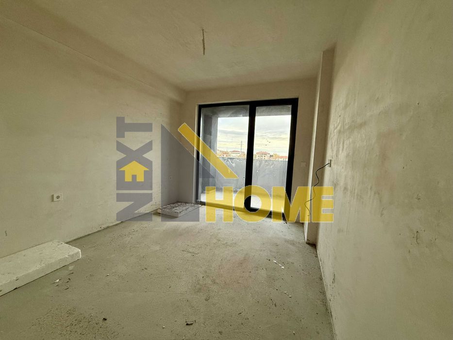 Просторен тристаен апартамент в нова сграда с ГАРАЖ