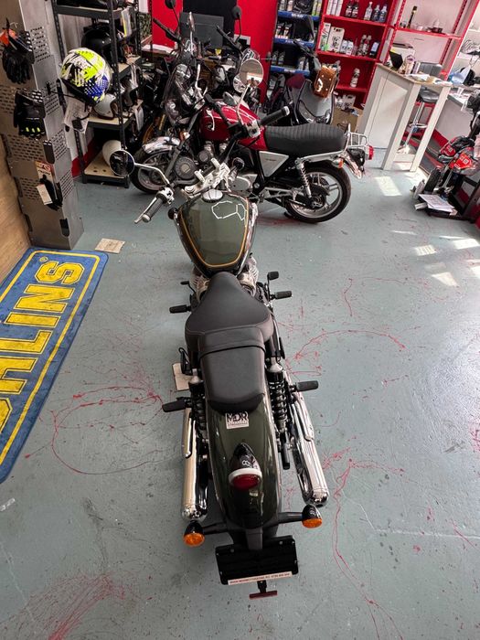Royal Enfield Super Meteor 650 -GARANTIE-
