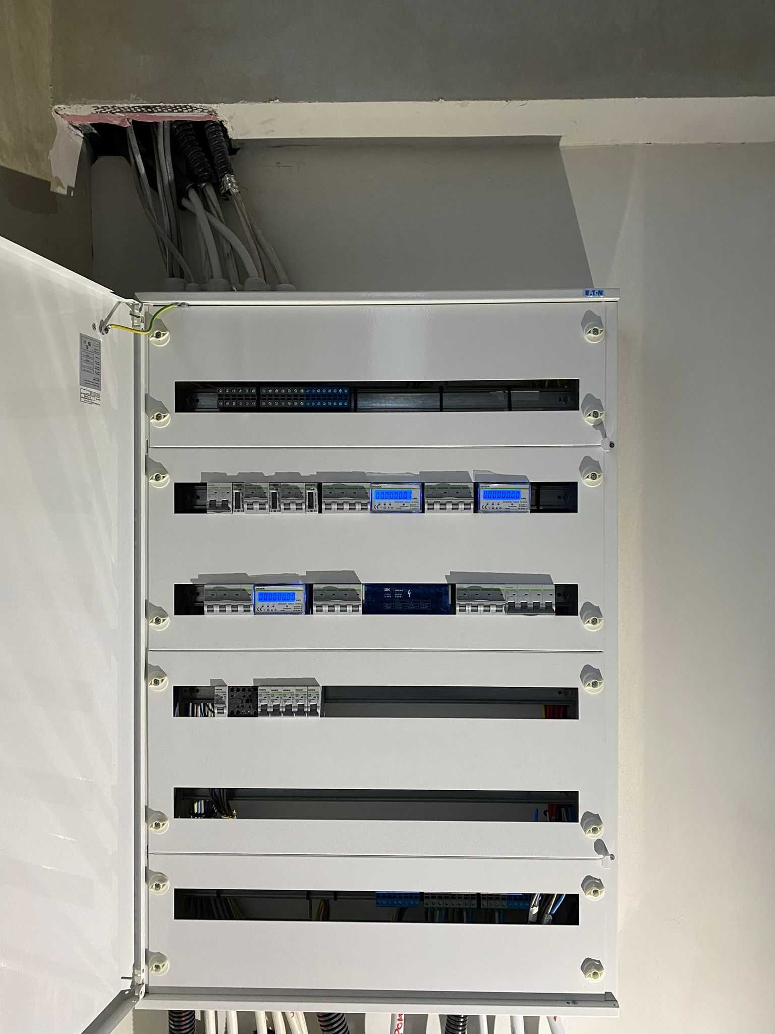 Electrician autorizat Bucuresti/Ilfov execut instalatii electrice,PRAM