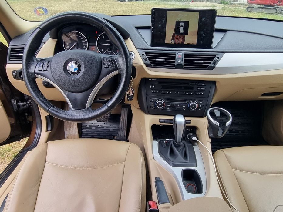 Vând BMW  X1  diesel Automat 4x4