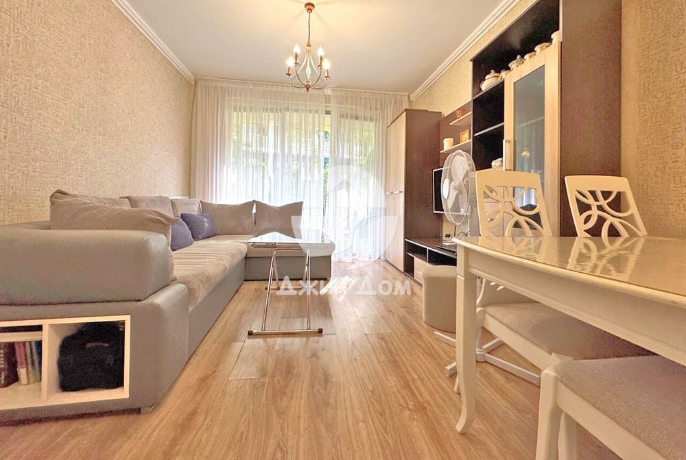 Продава се Двустаен апартамент в к.к. Слънчев бряг - 52 кв.м за 1558 €/кв.м - Снимка #1