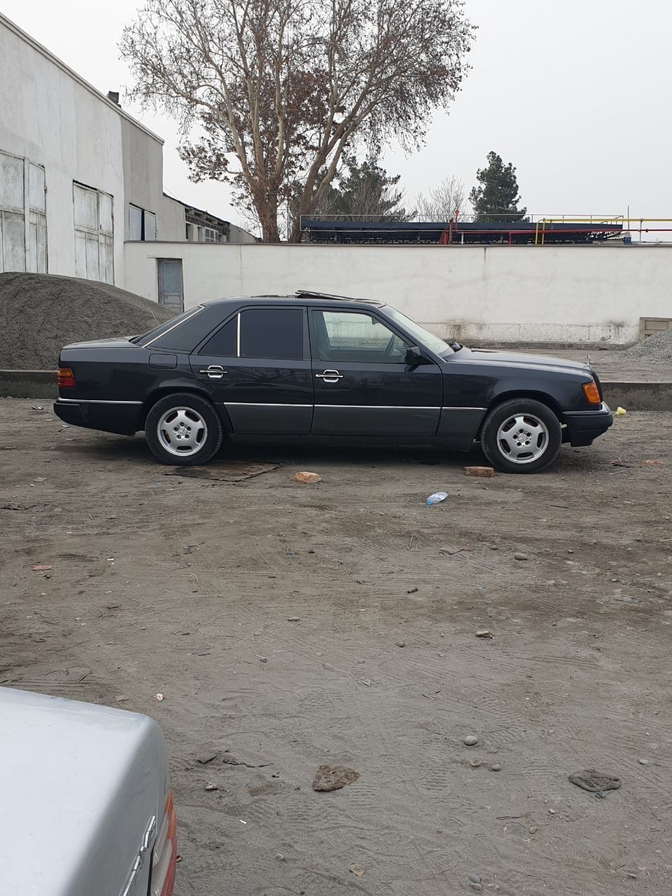 Mercedes W124 E230