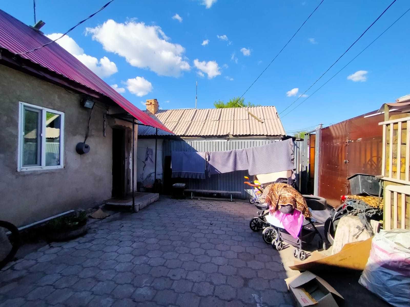 Продается 4-х комнатный дом на Юго-востоке ул.Рахимова 94 возле шк.№59