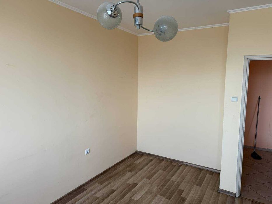 Продава се Двустаен апартамент в Бургас, Славейков - 50 кв.м за 2220 €/кв.м - Снимка #1