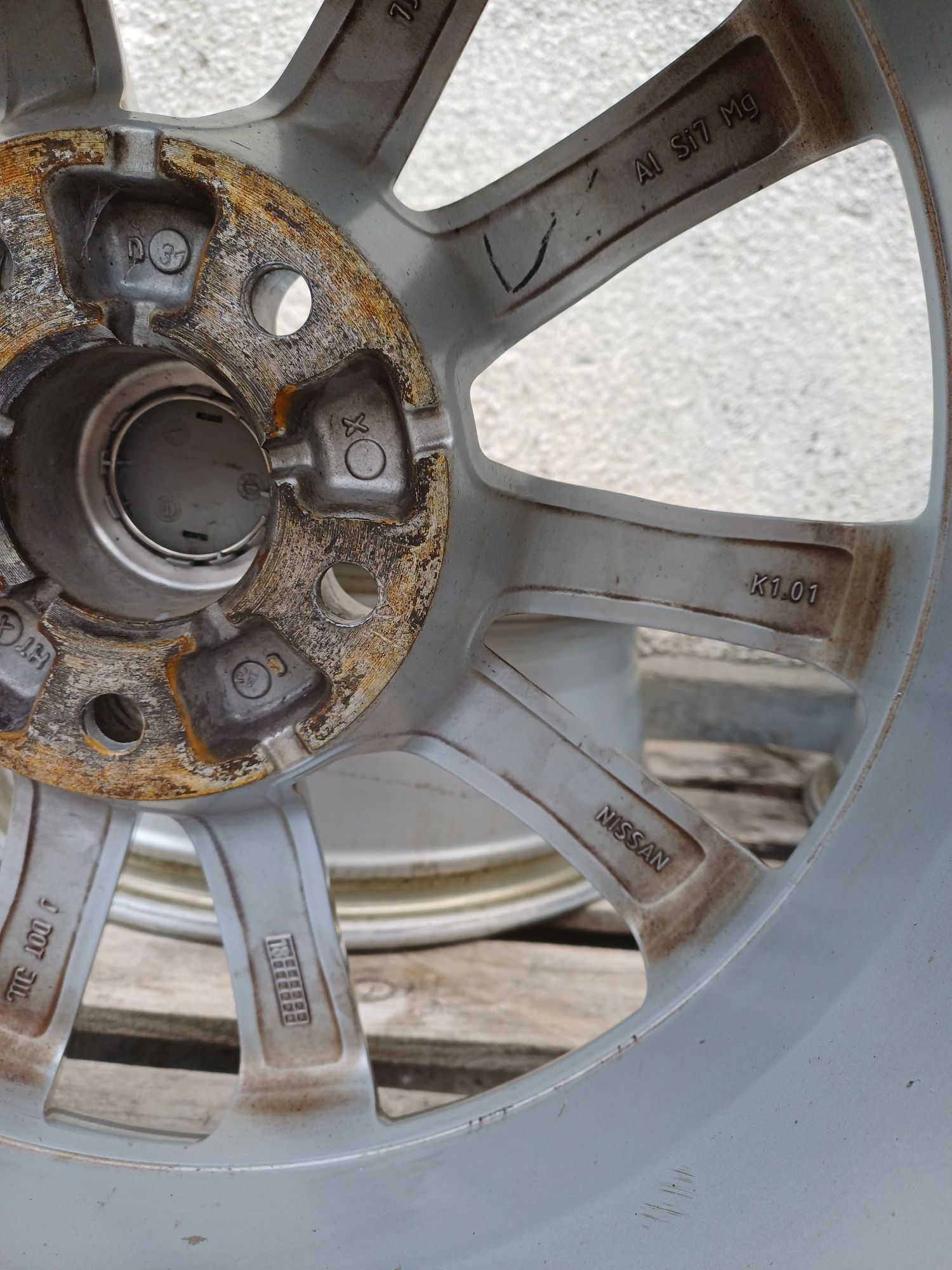 Оригинални джанти за Нисан R17  5x114.3  ET 45  7J