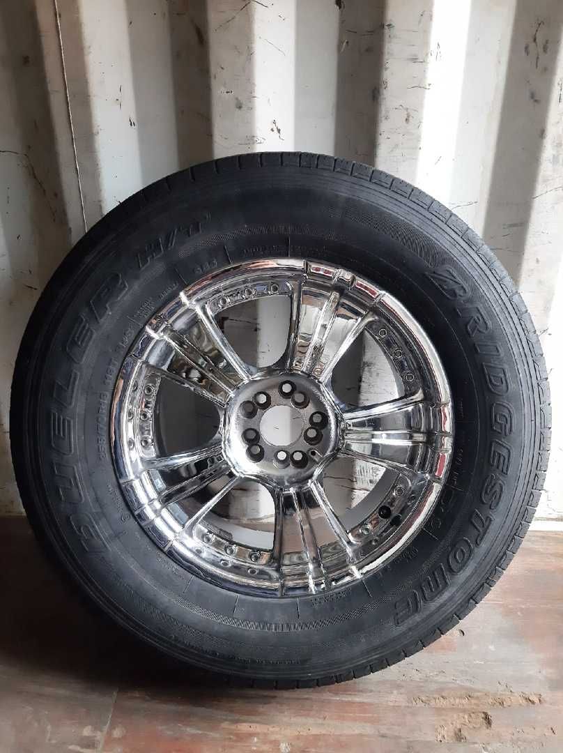 Продам Запаска универсальный R18 5x114,3 / 5х100 Bridgestone 255/70R18