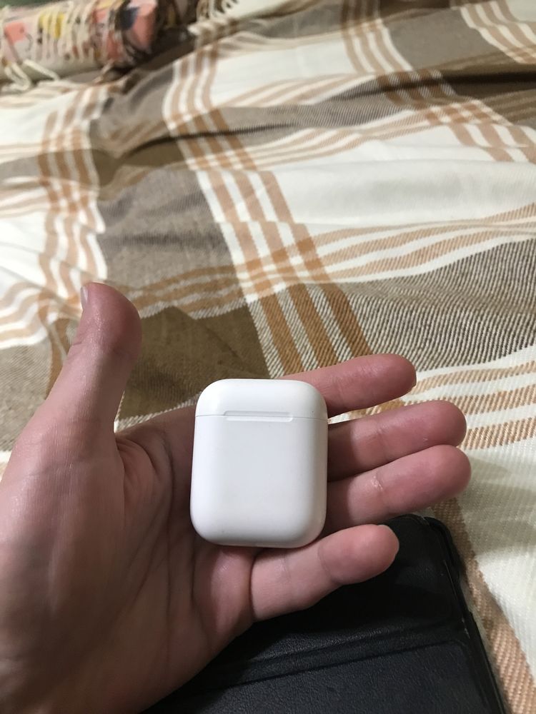 Кейс airpods 2 оригинал